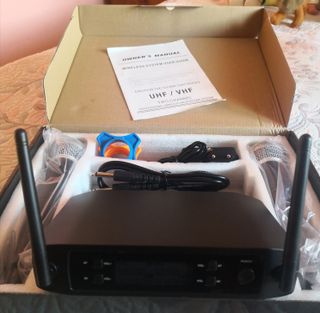 Micrófonos Profesionales Inalámbricos UHF