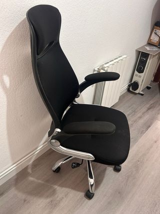 Silla gaming/oficina negra