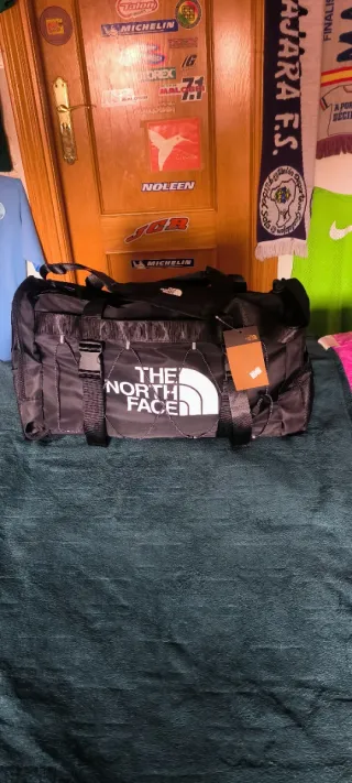 Bolsa de viaje The North Face negra