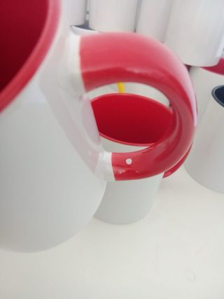 18 Tazas blancas e interior color para sublimar