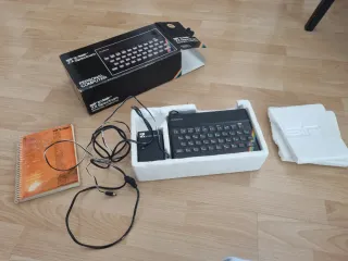 Sinclair ZX Spectrum 48K + Accesorios