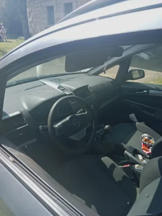 Infiniti Opel Zafira  2006 para piezas