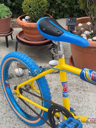 BH California X3 Amarilla