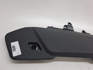 PLASTICO FORD KUGA 498696