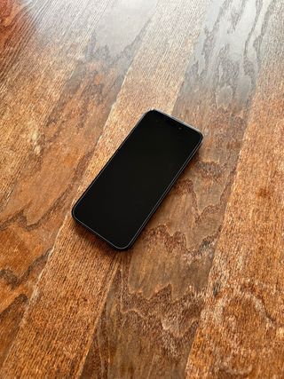 iPhone 15 Negro/Plata
