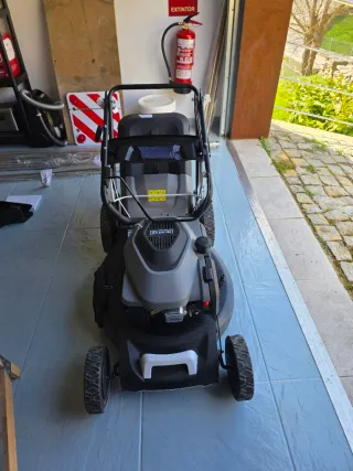 Cortacésped de gasolina