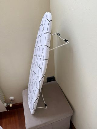 Tabla de planchar pequeña con funda