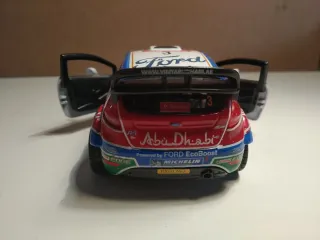 Ford Fiesta RS WRC miniatura 1/32 bBurago
