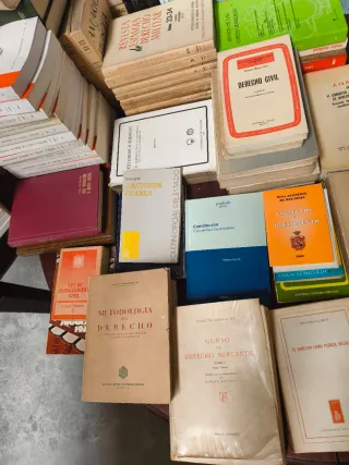Gran Biblioteca Jurídica Histórica | Abogacía del