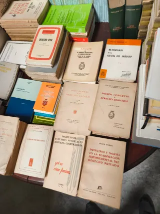 Gran Biblioteca Jurídica Histórica | Abogacía del