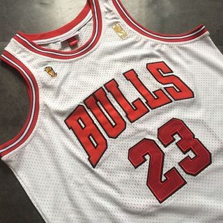 Camiseta Mitchell & Ness Bulls Jordan 23 TALLA S,M