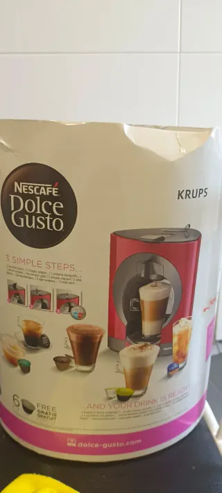 Cafetera Nescafé Dolce Gusto Krups Roja