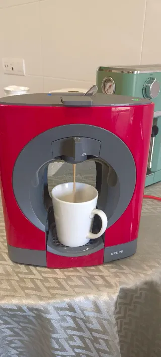 Cafetera Nescafé Dolce Gusto Krups Roja
