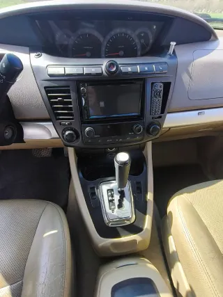 OCASION! SsangYong Rodius 2006