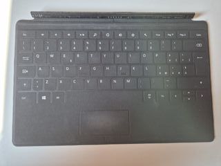 Microsoft Surface RT 64GB + Touch Cover