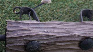 Lámpara Antorcha Rústica y otra de mesa metal