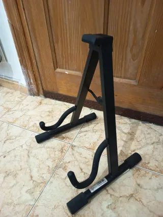 Bajo Eléctrico Harley Benton + Amplificador