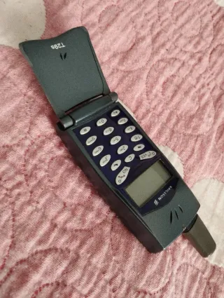 Teléfono Móvil Ericsson T29s Gris