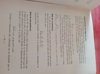 Libro matemáticas antiguo