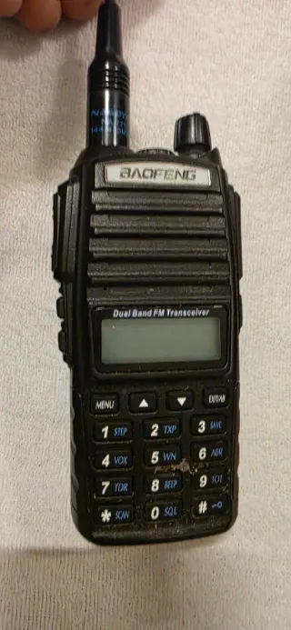 Lote de Walkie Talkies Baofeng y Radtel ...