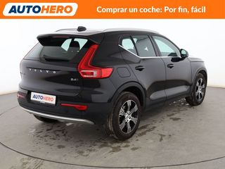 Volvo XC40 2.0 B4 Mild-Hybrid Inscription AWD