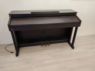 Piano Digital Marrón