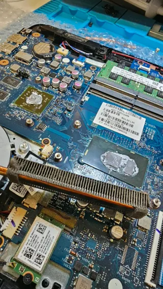 Técnico Informático en PC y móviles