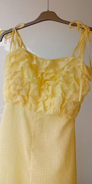 Vestido amarillo volantes talla M