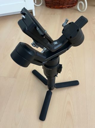 Gimbal DJI Negro Funciona todo Okey No lo utilizo.