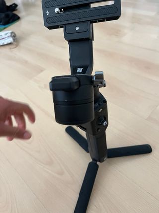 Gimbal DJI Negro Funciona todo Okey No lo utilizo.