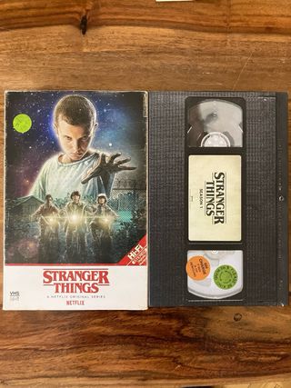 Stranger Things T1+T2 Coleccionista 4k-bluray VHS