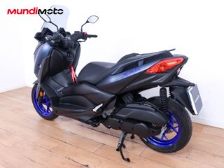 YAMAHA X-MAX 125
