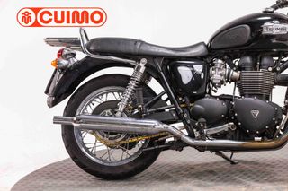 TRIUMPH BONNEVILLE T100