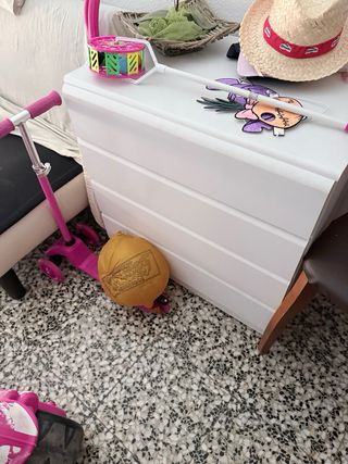 Cómoda blanca