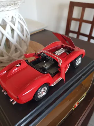 Bburago Ferrari 250 Testa Rossa