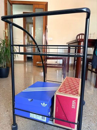 Carrito auxiliar metal y cristal . Antiguo