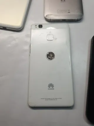 Lote 4 móviles Huawei, Samsung y funker para piez