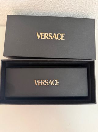 Gafas Versace Negras y Doradas