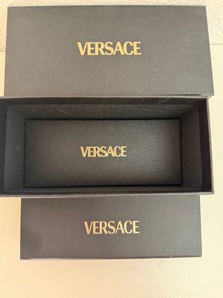 Gafas Versace Negras y Doradas