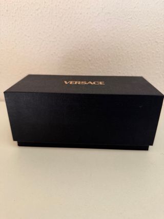 Gafas Versace Negras y Doradas