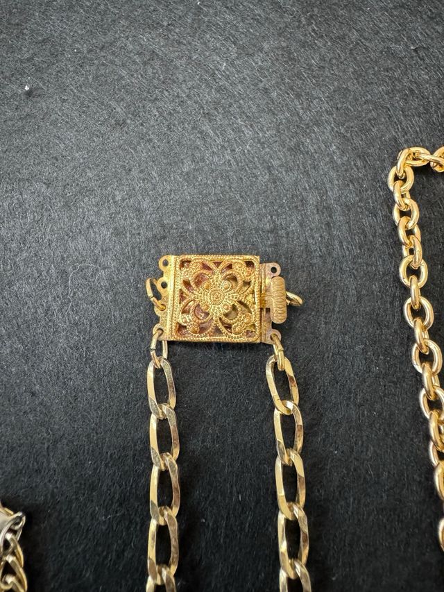 Lote de 10 collares vintage dorados