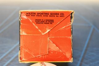 Pelota de béisbol Wilson “Oficial Little League”. Baseball. Circa 1960. A1074.