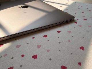 MacBook Pro Apple