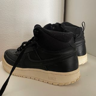 Nike Court Vision Mid Negro/Beige