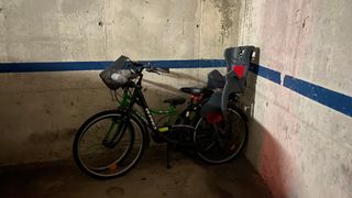 Bicicleta con silla para niño