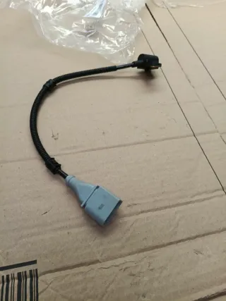 FEBI BILSTEIN 39869 Sensor Árbol Levas