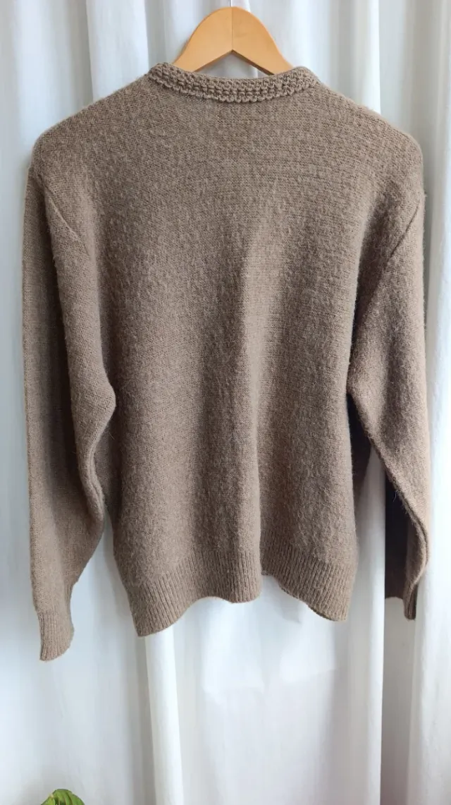 Cárdigan bordado marrón XORDA