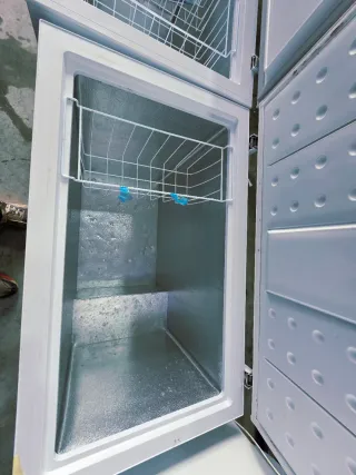 327.Congelador Arca o Arcon 249 litros Cong y Bote