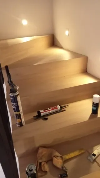 Instalación de tarimas laminadas y puertas