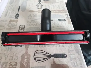 Aspiradora Cecotec Ciclónica Roja